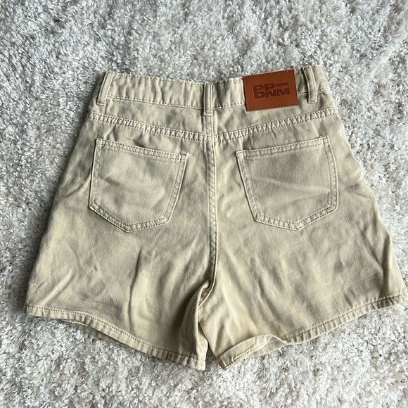 NWT Princess Polly Swalla shorts size US 4 - Picture 3 of 4